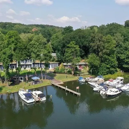 Porta Elisa Holiday Park, Werder An Der Havel Apartmán *